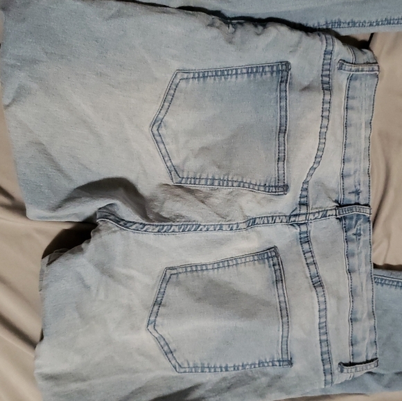 F21 Jeans - Picture 2 of 3